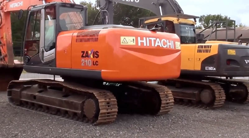 экскаватор Hitachi в России